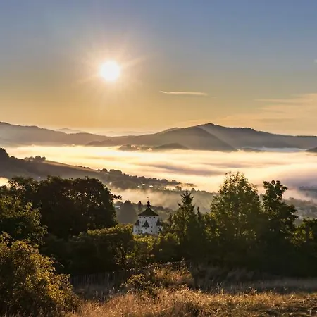 Domcek Pod Orechom 別荘 *