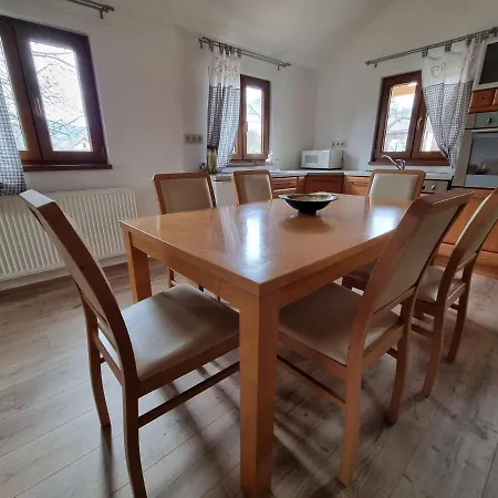 Domcek Pod Orechom Banská Štiavnica