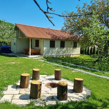 بيت للعطل Domcek Pod Orechom *