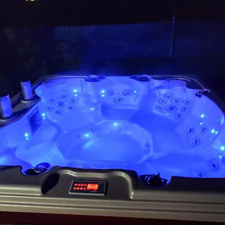 Domcek Pod Orechom بيت للعطل Banská Štiavnica