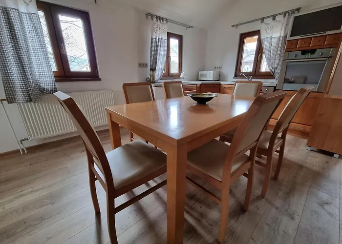 Domcek Pod Orechom Banská Štiavnica