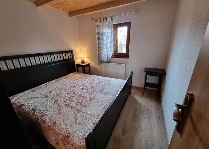 Domcek Pod Orechom *